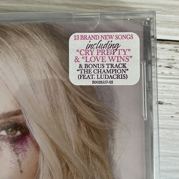 NWT Carrie Underwood Cry Pretty CD - Picture 2 of 5